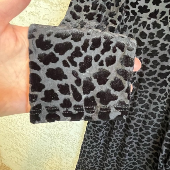 Talbots Black Burnout Velvet Faux Wrap Dress Cheetah Jacquard V-Neck Sz L Sheath - Picture 7 of 16